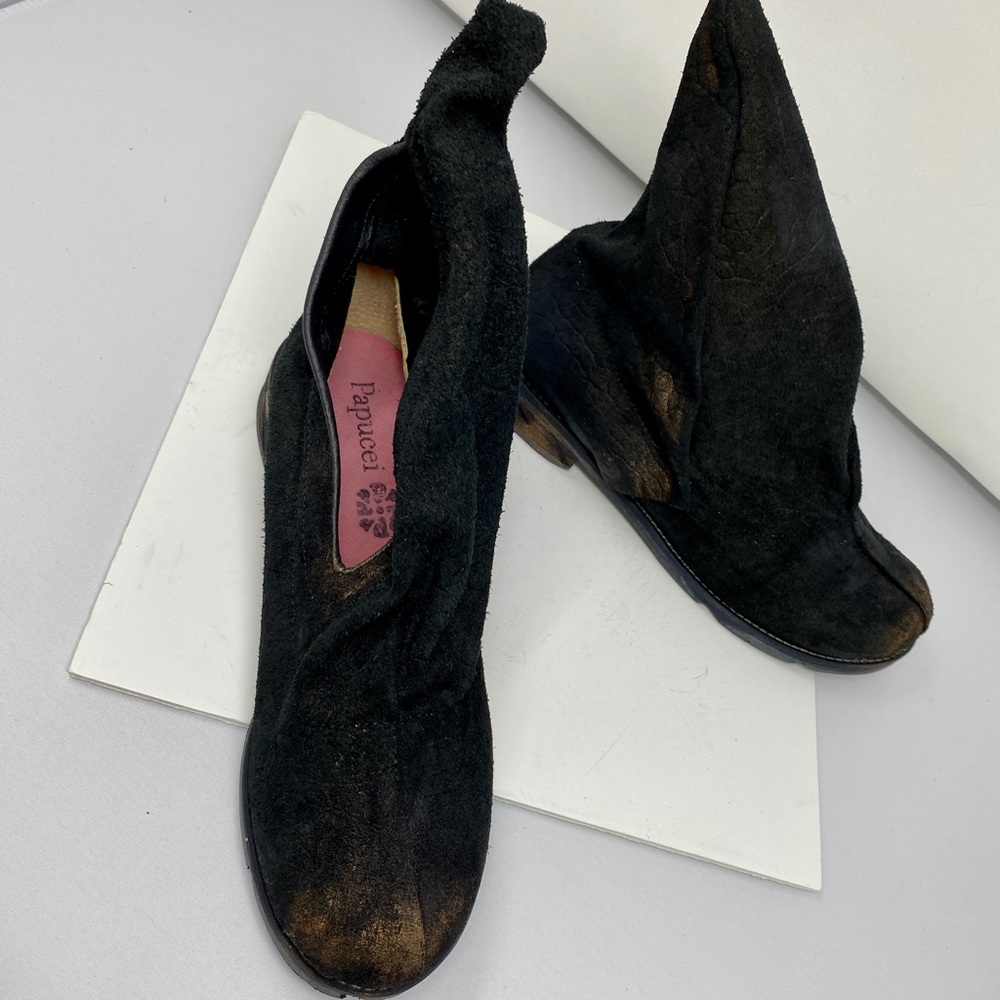 NEW Papucei Women’s Ankle Boots in black with bronze brushstrokes